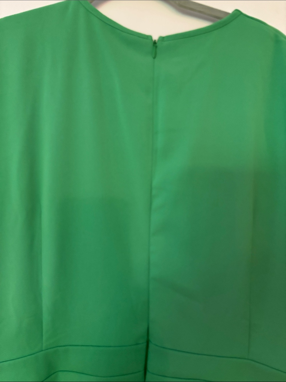 Women’s Green Wide-Leg Jumpsuit
Size 2XL - Picture 6 of 7